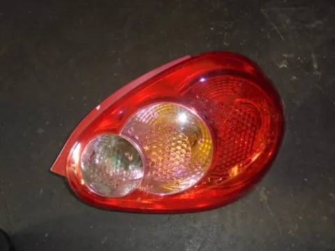Φανάρι Πίσω Δεξί (ΛΙΓΟ ΡΑΓΙΣΜΕΝΟ) για TOYOTA AYGO (2005 - 2009) (B10) Φανάρι Πίσω Δεξί (ΛΙΓΟ ΡΑΓΙΣΜΕΝΟ) για TOYOTA AYGO (2005 - 2009) (B10)