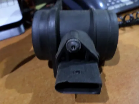 Μετρητής Μάζας Αέρος (MAF - LUFT - AIR FLOW) 06A906461 για AUDI A3 (2000 - 2003) (8L) Μετρητής Μάζας Αέρος (MAF - LUFT - AIR FLOW) 06A906461 για AUDI A3 (2000 - 2003) (8L)