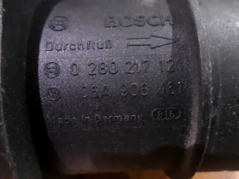 Μετρητής Μάζας Αέρος (MAF - LUFT - AIR FLOW) 06A906461 για AUDI A3 (2000 - 2003) (8L) - 