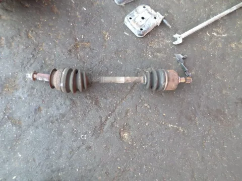 Ημιαξόνιο Εμπρός Αριστερό για HYUNDAI TRAJET (1999 - 2008) (FO) 2000 D4EA diesel 113 Ημιαξόνιο Εμπρός Αριστερό για HYUNDAI TRAJET (1999 - 2008) (FO) 2000 D4EA diesel 113
