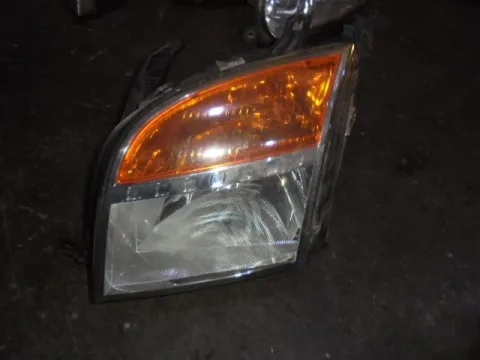 Φανάρι Εμπρός Αριστερό για FORD FUSION (2006 - 2011) (JU) Φανάρι Εμπρός Αριστερό για FORD FUSION (2006 - 2011) (JU)