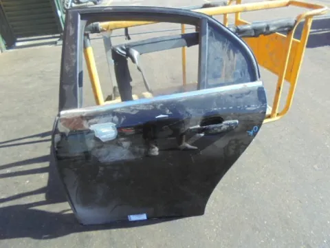 Πόρτα Πίσω Αριστερή για CADILLAC BLS (2006- ) *Γ* Πόρτα Πίσω Αριστερή για CADILLAC BLS (2006- ) *Γ*
