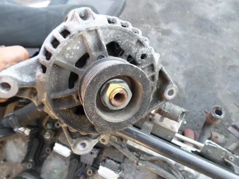 Δυναμό - Εναλλάκτης 0123315021 για VOLVO S40 (2004 - 2007) (MS) Δυναμό - Εναλλάκτης 0123315021 για VOLVO S40 (2004 - 2007) (MS)