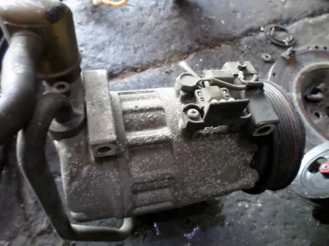 Συμπιεστής A-C (Κομπρέσορας) 0002340711 για MERCEDES C - CLASS (1993 - 1995) (W202) Συμπιεστής A-C (Κομπρέσορας) 0002340711 για MERCEDES C - CLASS (1993 - 1995) (W202)