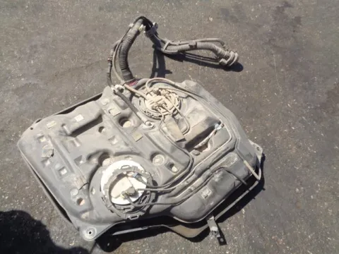 Δεξαμενή Καυσίμου (Ρεζερβουάρ) για TOYOTA IQ (2009 - ) (AJ1) *ΔΒ* Δεξαμενή Καυσίμου (Ρεζερβουάρ) για TOYOTA IQ (2009 - ) (AJ1) *ΔΒ*