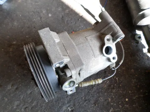 Συμπιεστής A-C (Κομπρέσορας) 9520069GA1 για SUZUKI JIMNY (1998 - 2005) (SN) Συμπιεστής A-C (Κομπρέσορας) 9520069GA1 για SUZUKI JIMNY (1998 - 2005) (SN)