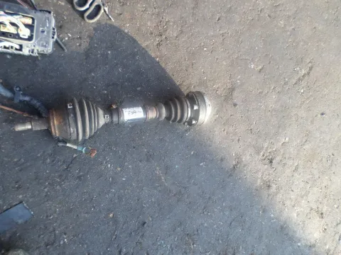 Ημιαξόνιο Εμπρός Αριστερό για VW GOLF (1998 - 2004) Mk4 (1J1) Ημιαξόνιο Εμπρός Αριστερό για VW GOLF (1998 - 2004) Mk4 (1J1)