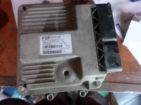 Εγκέφαλος Κινητήρα 55187472 για OPEL CORSA (2000 - 2004) C 1700 (Y 17 DT) Diesel 75 ΤΕΛΑΡΟ *17* Εγκέφαλος Κινητήρα 55187472 για OPEL CORSA (2000 - 2004) C 1700 (Y 17 DT) Diesel 75 ΤΕΛΑΡΟ *17*