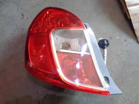 Φανάρι Πίσω Αριστερό για SUZUKI CELERIO (2015 - ) Φανάρι Πίσω Αριστερό για SUZUKI CELERIO (2015 - )