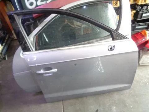 Πόρτα Εμπρός Δεξιά για AUDI A4 (2008 - 2011) (8K) *Ε* Πόρτα Εμπρός Δεξιά για AUDI A4 (2008 - 2011) (8K) *Ε*