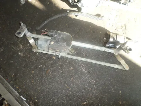 Μοτέρ Κίνησης Εμπρός Υαλοκαθαριστήρων για VW GOLF (2004 - 2008) Mk5 (1K1) Μοτέρ Κίνησης Εμπρός Υαλοκαθαριστήρων για VW GOLF (2004 - 2008) Mk5 (1K1)