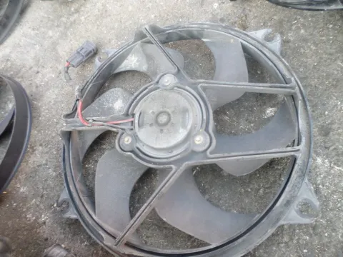 Βεντιλατέρ Ψυγείου Κινητήρα (Νερού) για PEUGEOT 307 (2001 - 2005) (3A) (3C) *Γ* Βεντιλατέρ Ψυγείου Κινητήρα (Νερού) για PEUGEOT 307 (2001 - 2005) (3A) (3C) *Γ*