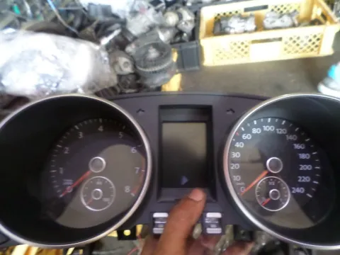 Κοντέρ 5k0920 για VW TIGUAN (2008 - 2012) (5N) Κοντέρ 5k0920 για VW TIGUAN (2008 - 2012) (5N)