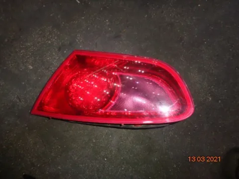 Φανάρι Πίσω Αριστερό Καπού για SEAT LEON (2009 - 2013) (1P) Φανάρι Πίσω Αριστερό Καπού για SEAT LEON (2009 - 2013) (1P)