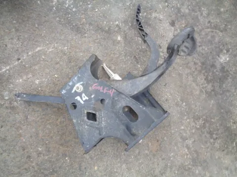 Πεταλιέρα για VW GOLF (1998 - 2004) Mk4 (1J1) *Δ* Πεταλιέρα για VW GOLF (1998 - 2004) Mk4 (1J1) *Δ*