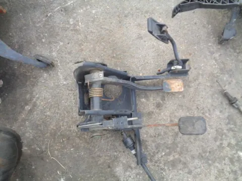 Πεταλιέρα για FORD TRANSIT (1995 - 2000) (EA_) *Δ* Πεταλιέρα για FORD TRANSIT (1995 - 2000) (EA_) *Δ*