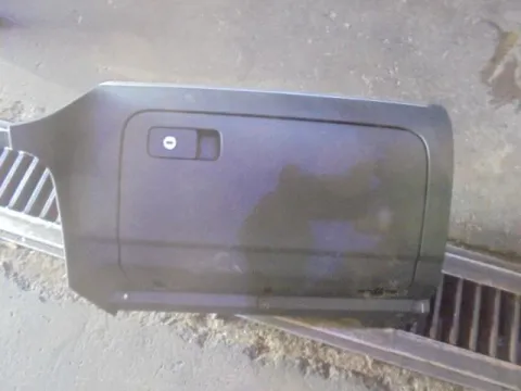 Ντουλαπάκι για VW SCIROCCO (2008 - 2014) (137) *Γ* Ντουλαπάκι για VW SCIROCCO (2008 - 2014) (137) *Γ*