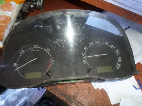 Κοντέρ 1u0920811j για SKODA OCTAVIA (2000 - 2008) 4 (1U2-5) Κοντέρ 1u0920811j για SKODA OCTAVIA (2000 - 2008) 4 (1U2-5)