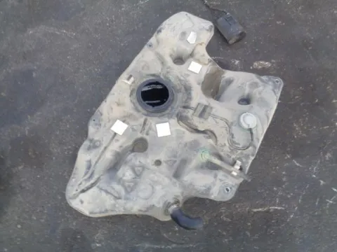 Δεξαμενή Καυσίμου (Ρεζερβουάρ) για TOYOTA AURIS (2009 - 2013) *Δ*88011/98804 Δεξαμενή Καυσίμου (Ρεζερβουάρ) για TOYOTA AURIS (2009 - 2013) *Δ*88011/98804