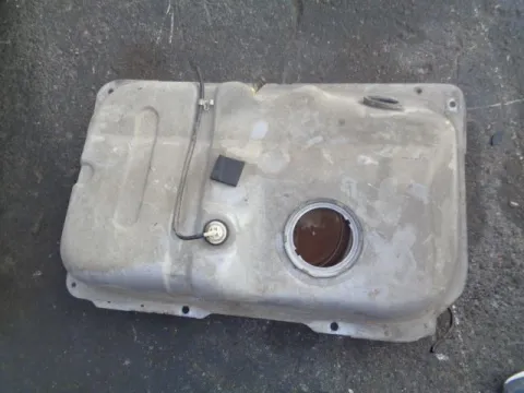 Δεξαμενή Καυσίμου (Ρεζερβουάρ) για FORD ESCORT (1995 - 1998) MK7 *Δ*88011/98804 Δεξαμενή Καυσίμου (Ρεζερβουάρ) για FORD ESCORT (1995 - 1998) MK7 *Δ*88011/98804