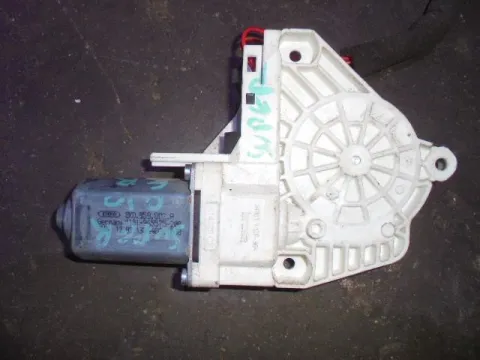 Γρύλος Παραθύρου Μοτερ Εμπρός Δεξί για SKODA SUPERB (2008 - 2013) (3T4-5) Γρύλος Παραθύρου Μοτερ Εμπρός Δεξί για SKODA SUPERB (2008 - 2013) (3T4-5)