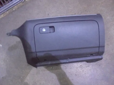 Ντουλαπάκι για VW SCIROCCO (2008 - 2014) (137) *Γ* Ντουλαπάκι για VW SCIROCCO (2008 - 2014) (137) *Γ*