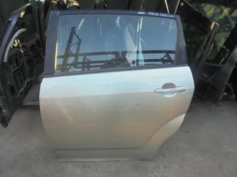 Πόρτα Πίσω Αριστερή για TOYOTA COROLLA VERSO (2004 -2008) (R10) Πόρτα Πίσω Αριστερή για TOYOTA COROLLA VERSO (2004 -2008) (R10)