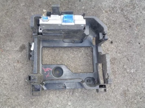 Βάση Μπαταριας για BMW X5 (2007 - 2010) (E70) , (2011- 2014) (E70 F-L) *Δ* Βάση Μπαταριας για BMW X5 (2007 - 2010) (E70) , (2011- 2014) (E70 F-L) *Δ*