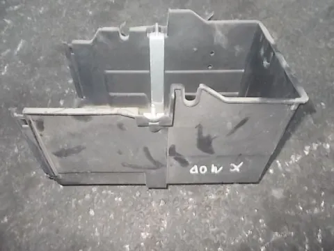 Βάση Μπαταριας για FORD KUGA (2013 - ) *Δ* Βάση Μπαταριας για FORD KUGA (2013 - ) *Δ*