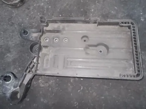 Βάση Μπαταριας για SKODA FABIA (2011 - 2014) ( ) *Δ* Βάση Μπαταριας για SKODA FABIA (2011 - 2014) ( ) *Δ*