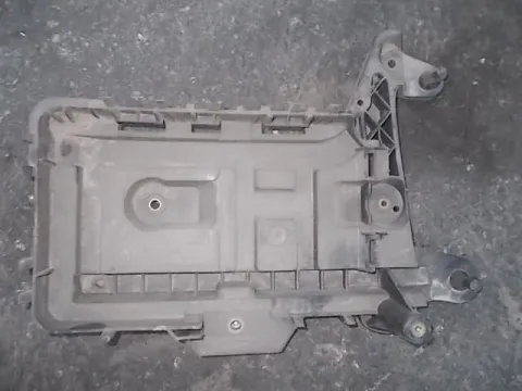 Βάση Μπαταριας για VW SHARAN (2011 - ) (7N) *Δ* Βάση Μπαταριας για VW SHARAN (2011 - ) (7N) *Δ*