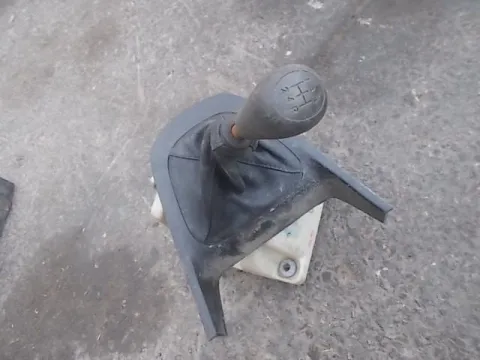 Μοχλός Ταχυτήτων για HYUNDAI i10 (2008 - 2011) **Δ** Μοχλός Ταχυτήτων για HYUNDAI i10 (2008 - 2011) **Δ**
