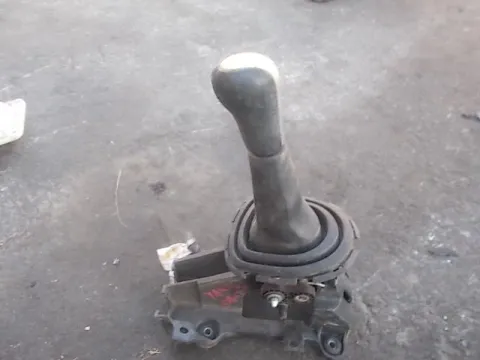 Μοχλός Ταχυτήτων Χ.Ντίζες για TOYOTA YARIS (2006 - 2009) (KL9) **Δ** Μοχλός Ταχυτήτων Χ.Ντίζες για TOYOTA YARIS (2006 - 2009) (KL9) **Δ**