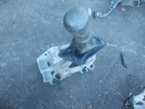 Μοχλός Ταχυτήτων Χ.ΝΤΙΖΕΣ για TOYOTA RAV-4 (2006 - 2009) (XA30) *Δ* Μοχλός Ταχυτήτων Χ.ΝΤΙΖΕΣ για TOYOTA RAV-4 (2006 - 2009) (XA30) *Δ*