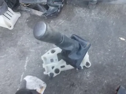 Μοχλός Ταχυτήτων Χ.ΝΤΙΖΕΣ για TOYOTA RAV-4 (2006 - 2009) (XA30) *Δ* Μοχλός Ταχυτήτων Χ.ΝΤΙΖΕΣ για TOYOTA RAV-4 (2006 - 2009) (XA30) *Δ*