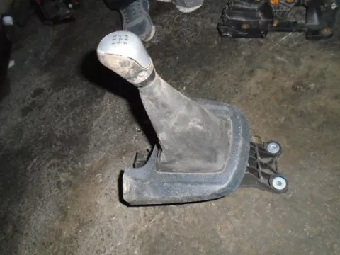 Μοχλός Ταχυτήτων 4752031200 Χωρίς Ντίζες για FORD FIESTA (2008 - 2012) Mk6 (JA8) **Δ** Μοχλός Ταχυτήτων 4752031200 Χωρίς Ντίζες για FORD FIESTA (2008 - 2012) Mk6 (JA8) **Δ**
