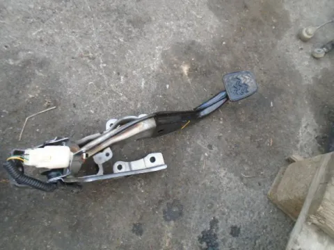 Πετάλ Φρενου για TOYOTA YARIS (2012 - 2014) ( ) *Δ* Πετάλ Φρενου για TOYOTA YARIS (2012 - 2014) ( ) *Δ*
