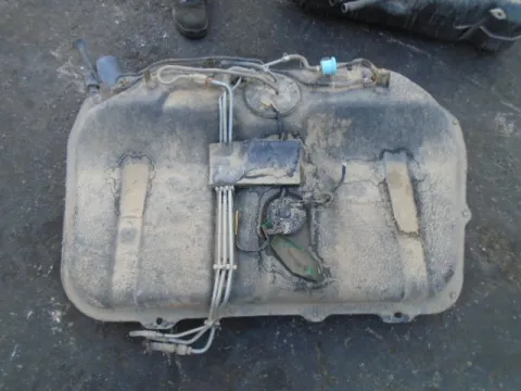 Δεξαμενή Καυσίμου (Ρεζερβουάρ) για HYUNDAI LANTRA (1995 - 1998) (J2) *ΔΒ* Δεξαμενή Καυσίμου (Ρεζερβουάρ) για HYUNDAI LANTRA (1995 - 1998) (J2) *ΔΒ*