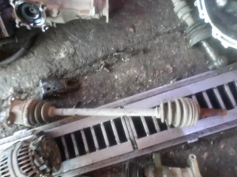 Ημιαξόνιο Πίσω Δεξί Με ABS για TOYOTA RAV-4 (2000 - 2004) (XA20) Ημιαξόνιο Πίσω Δεξί Με ABS για TOYOTA RAV-4 (2000 - 2004) (XA20)