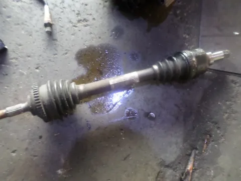 Ημιαξόνιο Εμπρός Αριστερό για PEUGEOT 206 (2000 - 2008) CC Ημιαξόνιο Εμπρός Αριστερό για PEUGEOT 206 (2000 - 2008) CC