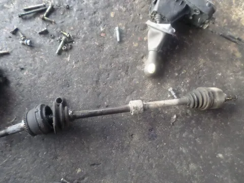 Ημιαξόνιο Εμπρός Δεξί Με ABS για NISSAN PRIMERA (1999 - 2001) (P11) 1800 QG18DE petrol 114 Ημιαξόνιο Εμπρός Δεξί Με ABS για NISSAN PRIMERA (1999 - 2001) (P11) 1800 QG18DE petrol 114