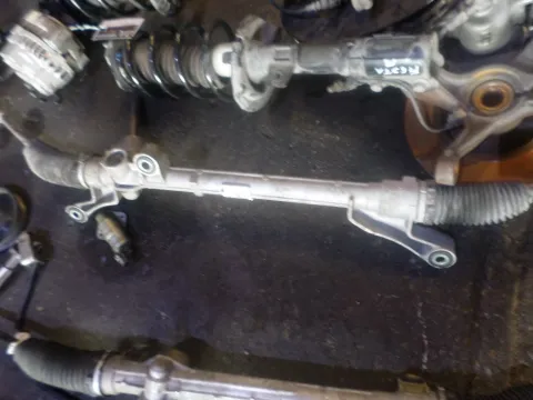 Κρεμαγιέρα Μηχανική για FORD FIESTA (2008 - 2012) Mk6 (JA8) Κρεμαγιέρα Μηχανική για FORD FIESTA (2008 - 2012) Mk6 (JA8)
