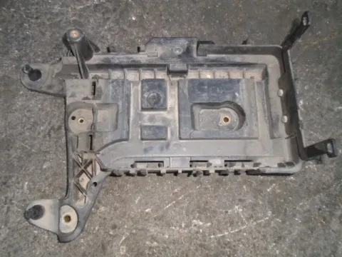 Βάση Μπαταριας για SKODA OCTAVIA (2008 - 2013) 5 (1Z3-5) *Δ* Βάση Μπαταριας για SKODA OCTAVIA (2008 - 2013) 5 (1Z3-5) *Δ*