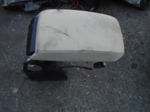 Υποβραχιόνιο(Τεμπέλης) για SKODA OCTAVIA (2008 - 2013) 5 (1Z3-5) *Δ* Υποβραχιόνιο(Τεμπέλης) για SKODA OCTAVIA (2008 - 2013) 5 (1Z3-5) *Δ*