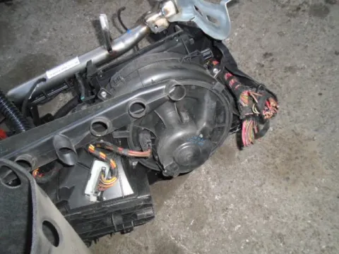 Ψύκτης (Εβαπορέτα) για SKODA OCTAVIA (2008 - 2013) 5 (1Z3-5) *Δ* -  Ψύκτης (Εβαπορέτα) για SKODA OCTAVIA (2008 - 2013) 5 (1Z3-5) *Δ* -