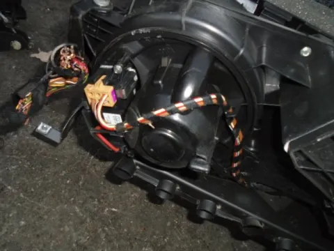 Ψύκτης (Εβαπορέτα) για SKODA OCTAVIA (2008 - 2013) 5 (1Z3-5) *Δ* -  Ψύκτης (Εβαπορέτα) για SKODA OCTAVIA (2008 - 2013) 5 (1Z3-5) *Δ* -