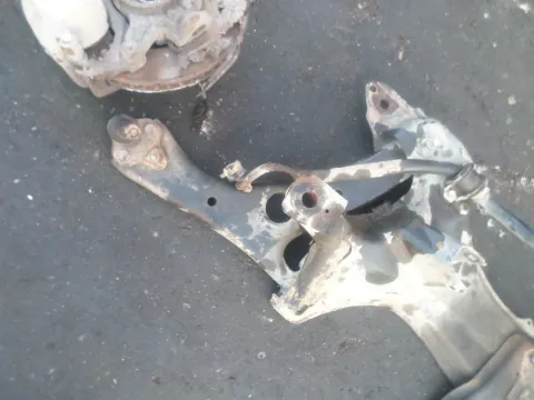 Ψαλίδι Εμπρός Δεξί για TOYOTA RAV-4 (2000 - 2004) (XA20) 2000 (1CD-FTV) Diesel 116 (CLA21) D-4D 4WD Ψαλίδι Εμπρός Δεξί για TOYOTA RAV-4 (2000 - 2004) (XA20) 2000 (1CD-FTV) Diesel 116 (CLA21) D-4D 4WD