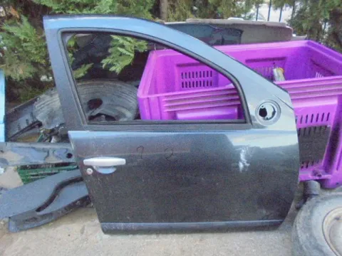 Πόρτα Εμπρός Δεξιά για DACIA SANDERO (2008 - 2013) *Γ* Πόρτα Εμπρός Δεξιά για DACIA SANDERO (2008 - 2013) *Γ*