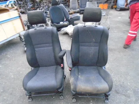 Καθίσματα Σετ Εμπρός για TOYOTA COROLLA VERSO (2001 - 2004) (E120) *Α* Καθίσματα Σετ Εμπρός για TOYOTA COROLLA VERSO (2001 - 2004) (E120) *Α*