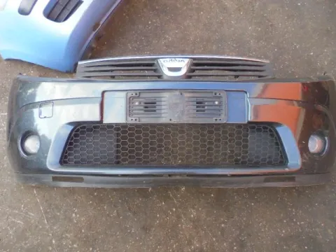 Μούρη (με καπό και φτερά) για DACIA SANDERO (2008 - 2013) *Γ* Μούρη (με καπό και φτερά) για DACIA SANDERO (2008 - 2013) *Γ*